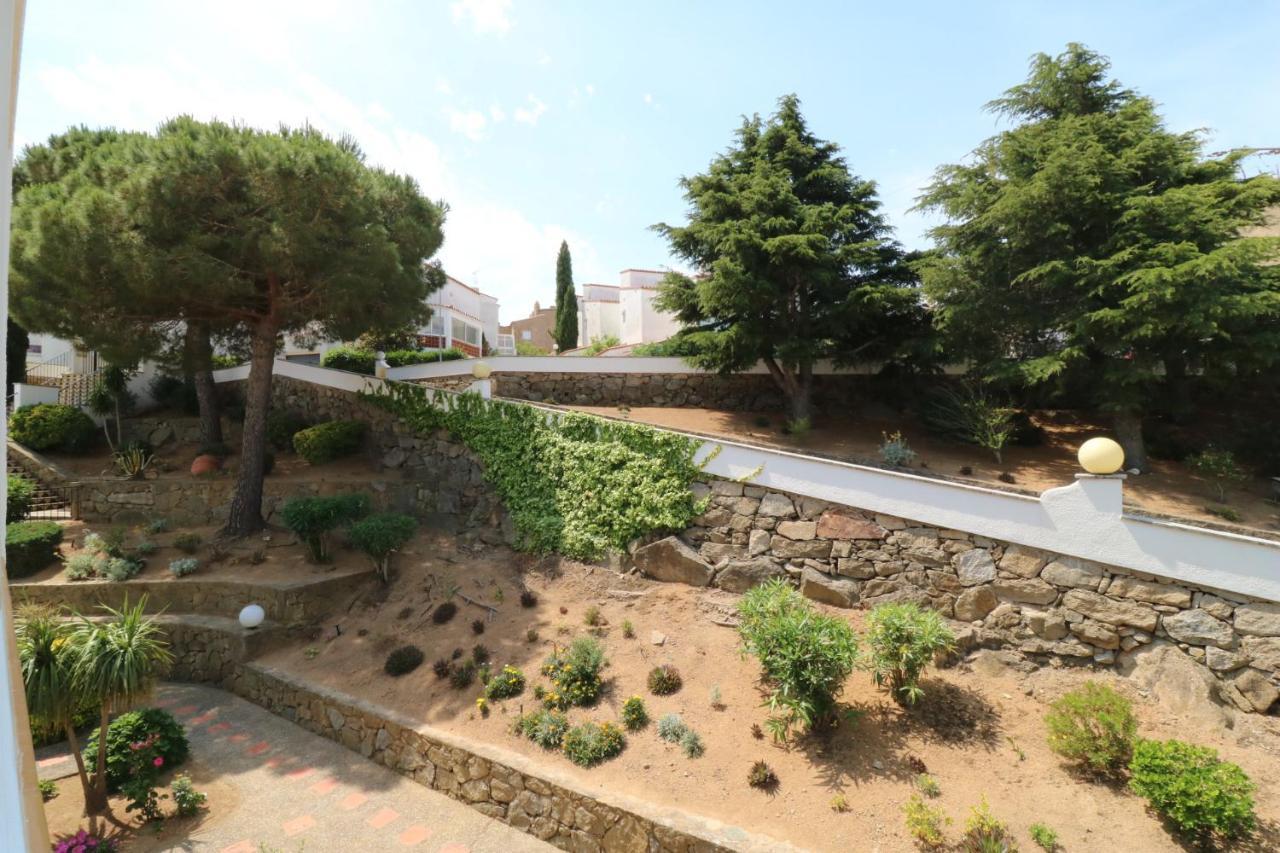 Jardins III B 2 - Piso Con Vista Al Mar Y Piscina Lejlighed Roses Eksteriør billede